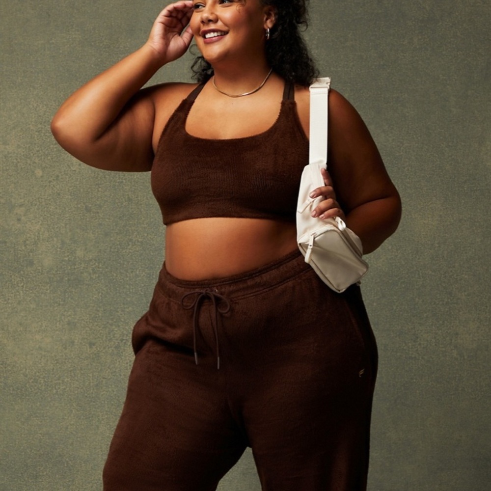 Fabletics Chocolate Brown Fuzzy Sports Bra Principal Cozy Cord Bralette XL - Picture 6 of 9